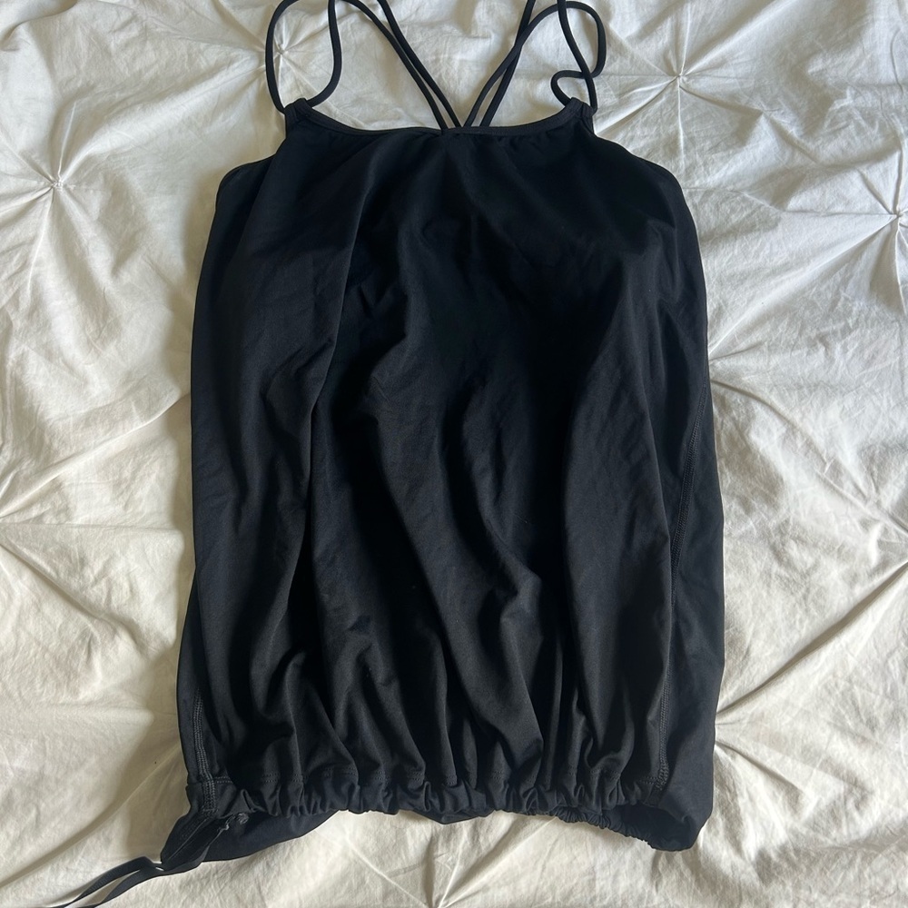 Lululemon Open back Size 6 Black Women's Top